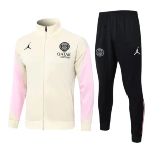 Conjunto Paris Saint-German Treino 24/25 - Masculino Jordan - Bege e preto com detalhes em rosa