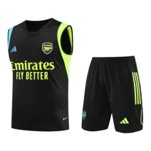 Kit Treino adulto - Camisa e Shorts - Juventus Adidas 23/24 - Preto com detalhes em amarelo e azul