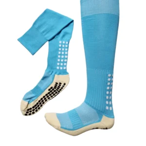 Meias Futebol Antiderrapante Cano Alto - Azul bebê com bolinhas em branco e preto