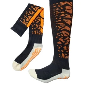 Meias Futebol Antiderrapante Cano Alto - Preta com detalhes em laranja e preto