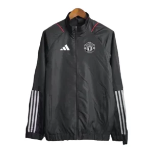 Jaqueta Corta-Vento Manchester United 23/24 - Masculina Adidas - Preta com detalhes em vermelho e branco