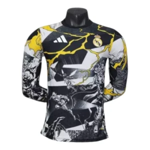 Camisa Real Madrid Pré-jogo Marvel Avengers 25/26 manga longa - Jogador Adidas Masculina - Branca com detalhes em preto e amarelo