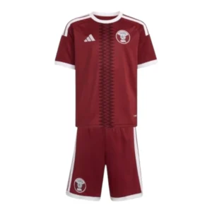 Kit Infantil Seleção Catar I 26/27 - Adidas - Bordô